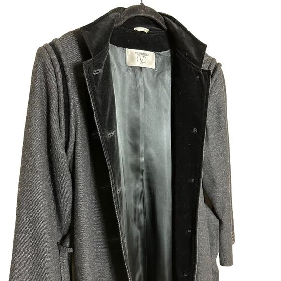 Valentino Vintage 80s Wool Overcoat - Picture 9 of 10